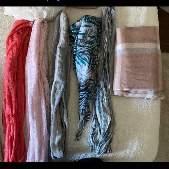 ALL SCARFS - Picture 1 of 1